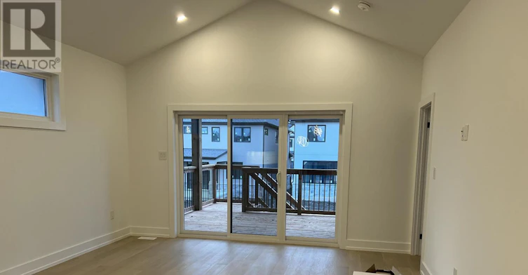 UPPER-6129 Curlin Crescent, Niagara Falls, ON, L2H 3W8 - 8