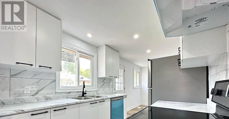 MAIN-7 Leaside Drive, Welland, ON, L3C 6B1 - 2