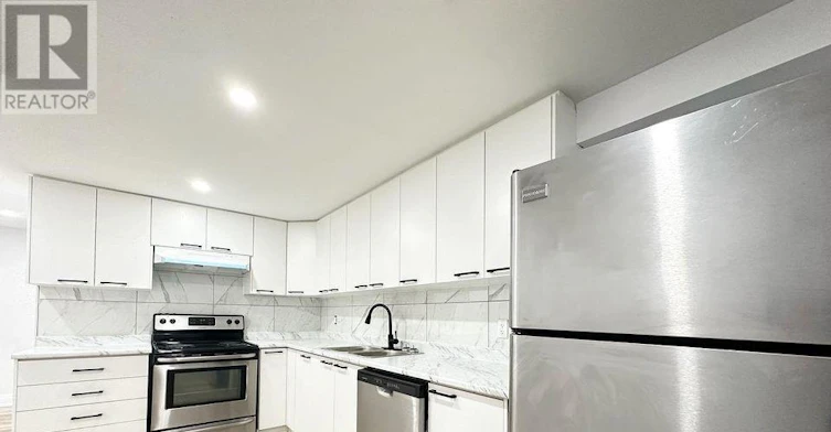 BASEMENT-7 Leaside Drive, Welland, ON, L3C 6B1 - 3
