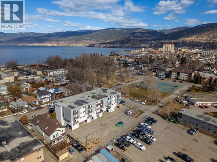 301-922 Dynes Avenue, Penticton, BC, V2A 7X7 - 16