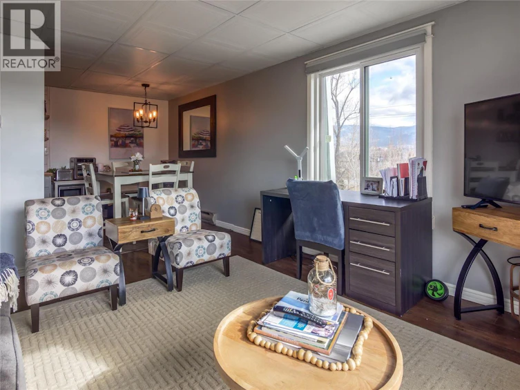 301-922 Dynes Avenue, Penticton, BC, V2A 7X7 - 4