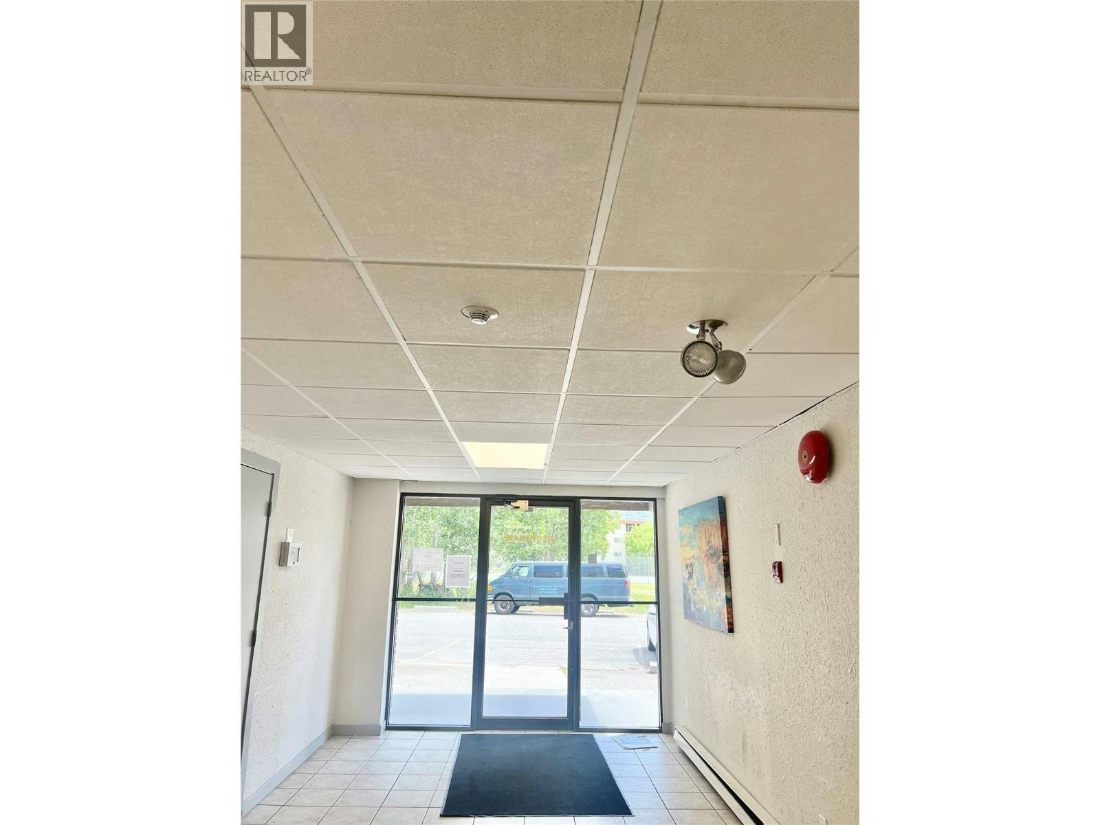 301-922 Dynes Avenue, Penticton, BC, V2A 7X7 - 13