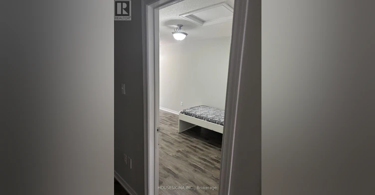 40 De Jong Street, Toronto, ON, M1P 0B9 - 22