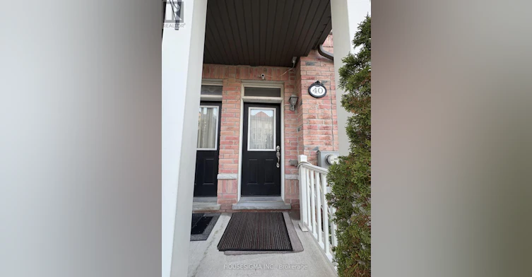 40 De Jong Street, Toronto, ON, M1P 0B9 - 2