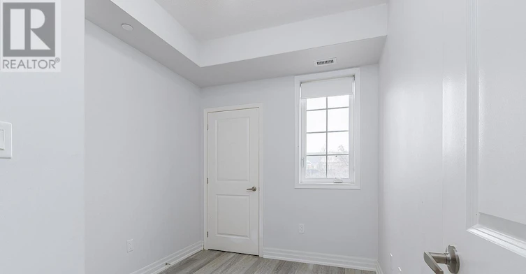 210-80 Aspen Springs Drive, Clarington, ON, L1C 0V4 - 14