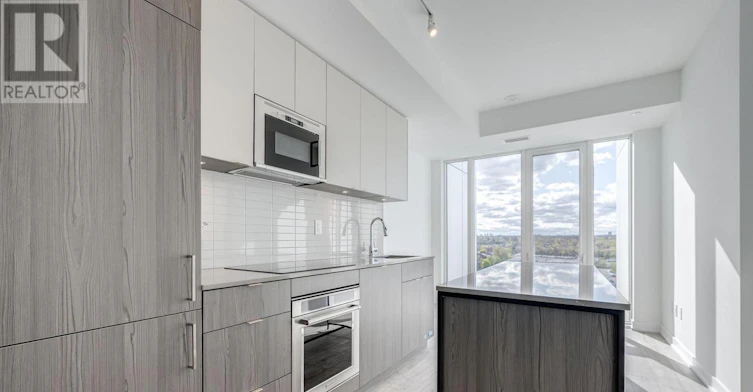 1117-220 Missinnihe Way, Mississauga, ON, L5H 0A9 - 3