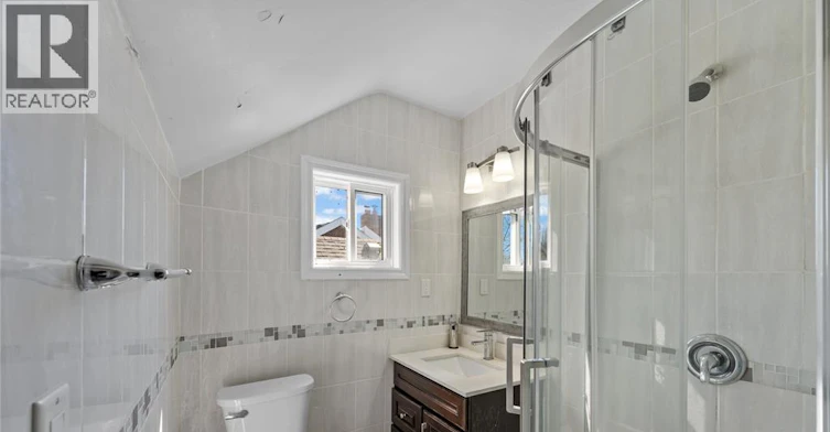 UPPER-1156 Elm, Windsor, ON, N9A 5H9 - 5