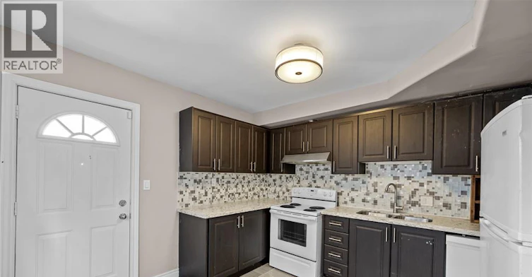 MAIN-1154 Elm, Windsor, ON, N9A 5H9 - 3