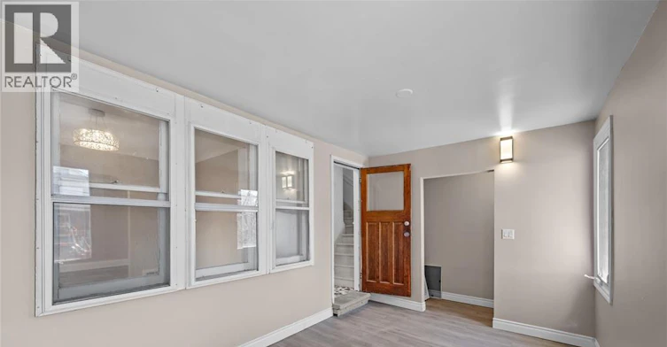 MAIN-1154 Elm, Windsor, ON, N9A 5H9 - 6