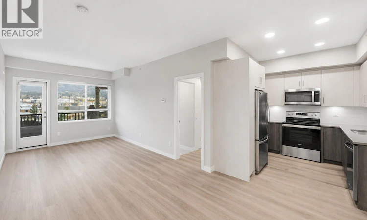 419-2301 Carrington Road
