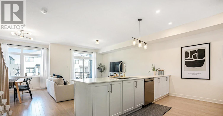 58 Arinto Place, Ottawa, ON, K2S 2R7 - 12
