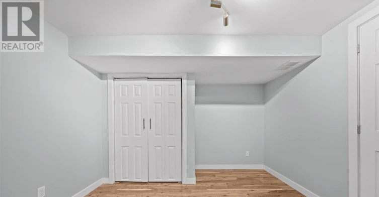 925 Elsett Drive, Ottawa, ON, K1G 2S7 - 13