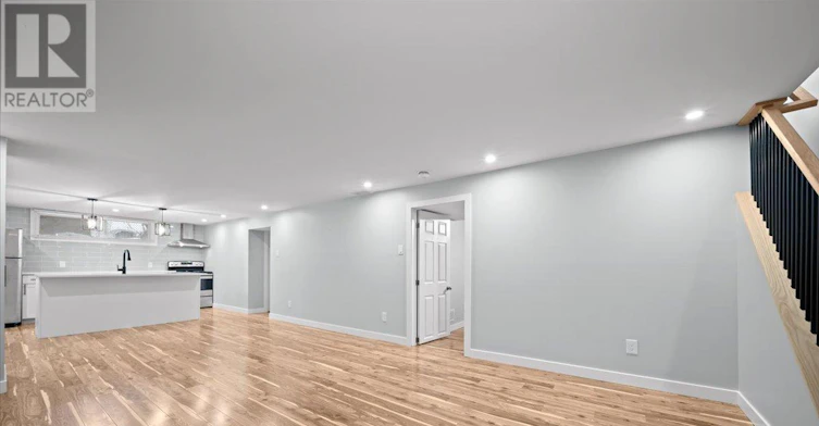 925 Elsett Drive, Ottawa, ON, K1G 2S7 - 11