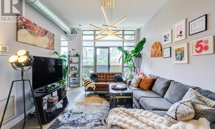 310-549 King Street E