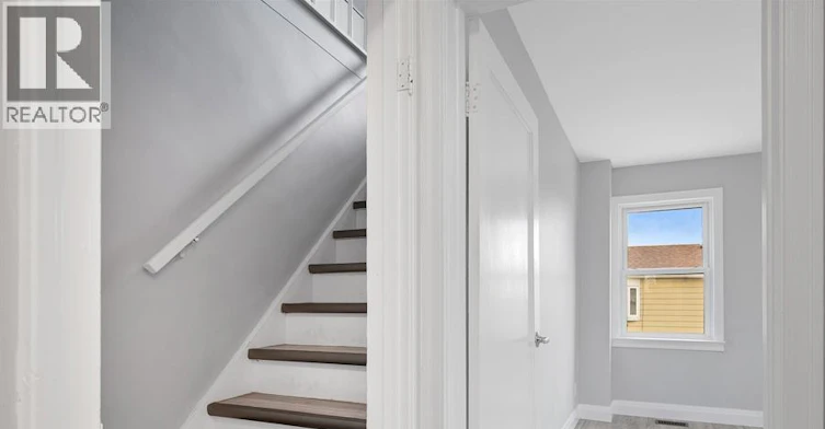 UPPER-2653 Alexis Street, Windsor, ON, N8W 3Z7 - 14