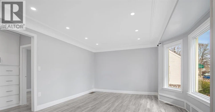 UPPER-2653 Alexis Street, Windsor, ON, N8W 3Z7 - 6