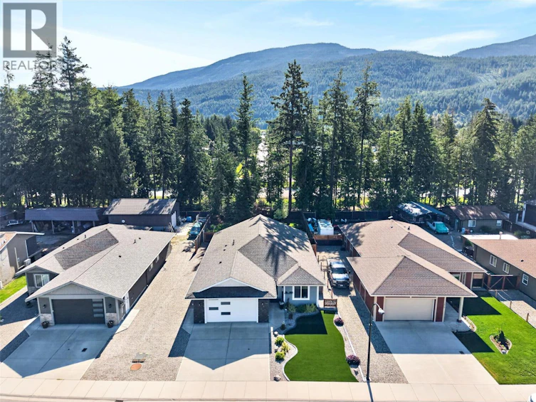 1015 N Hemlock Crescent, Sicamous, BC, V0E 2V1 - 60