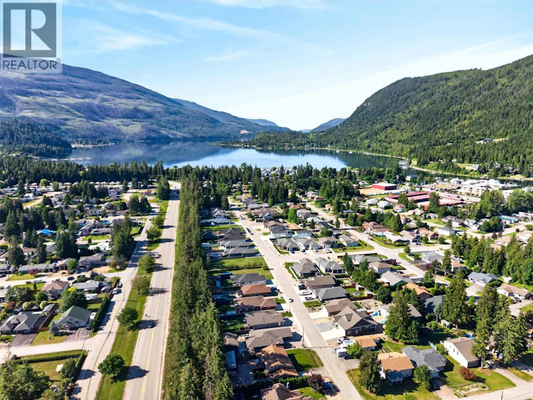 1015 N Hemlock Crescent, Sicamous, BC, V0E 2V1 - 65