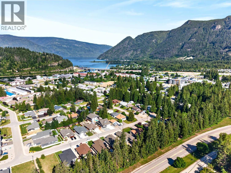 1015 N Hemlock Crescent, Sicamous, BC, V0E 2V1 - 64