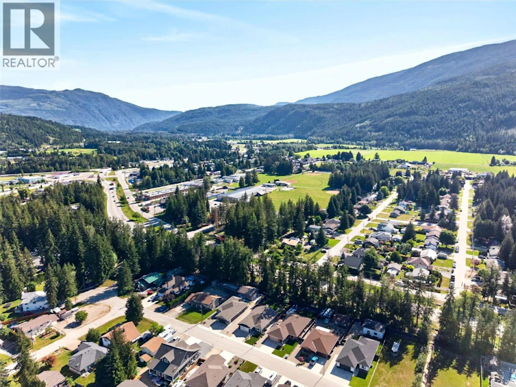 1015 N Hemlock Crescent, Sicamous, BC, V0E 2V1 - 62