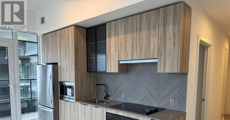 605-1037 The Queensway, Toronto, ON, M8Z 6C7 - 5