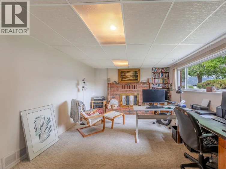 14812 Downton Avenue, Summerland, BC, V0H 1Z1 - 32