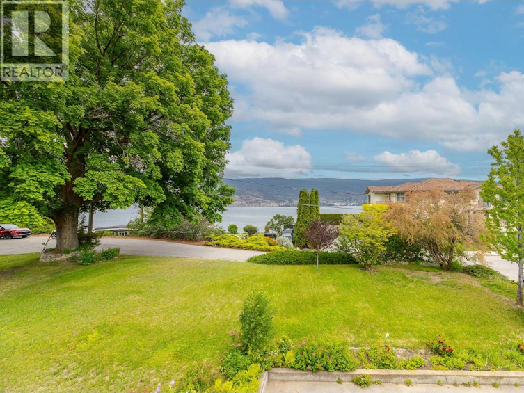 14812 Downton Avenue, Summerland, BC, V0H 1Z1 - 25