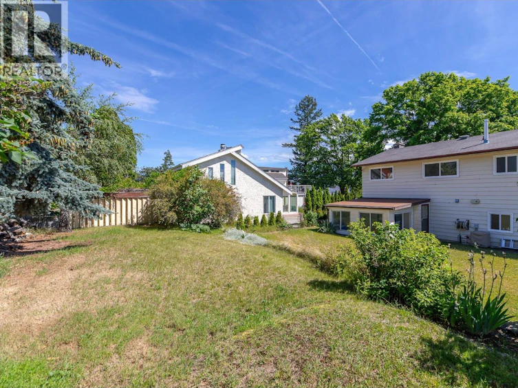 14812 Downton Avenue, Summerland, BC, V0H 1Z1 - 48