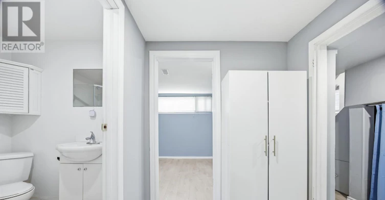 LOWER-50 Palmerston Avenue, Toronto, ON, M6J 2J1 - 14