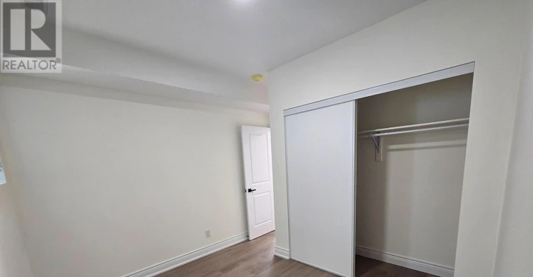 LANEWAY HSE LWR-558 Spadina Crescent, Toronto, ON, M5S 2J9 - 6