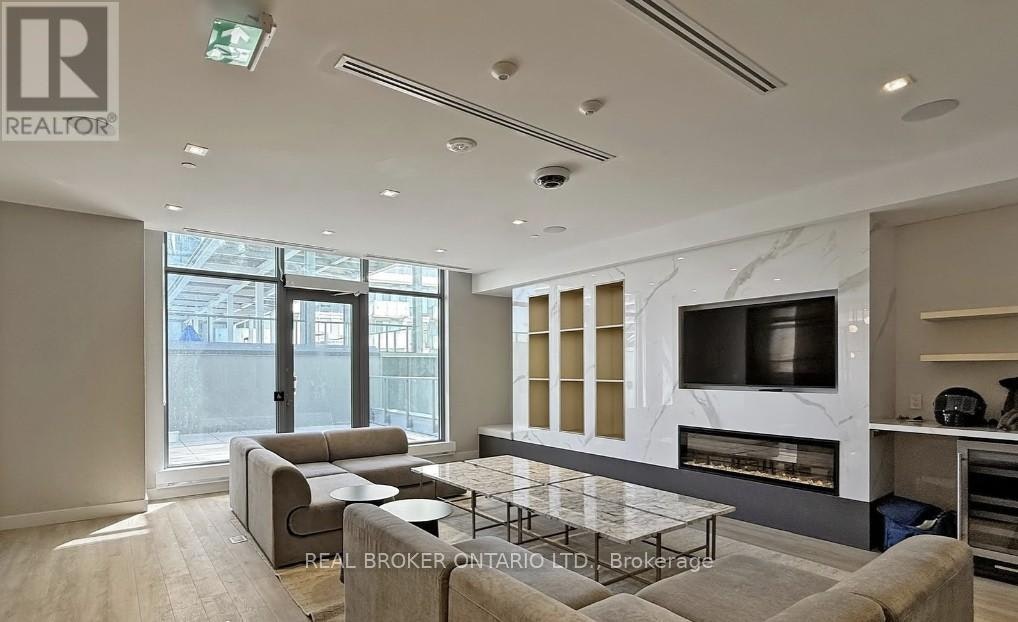 N625-7 Golden Lion Heights, Toronto, ON, M2M 4E7 - 23