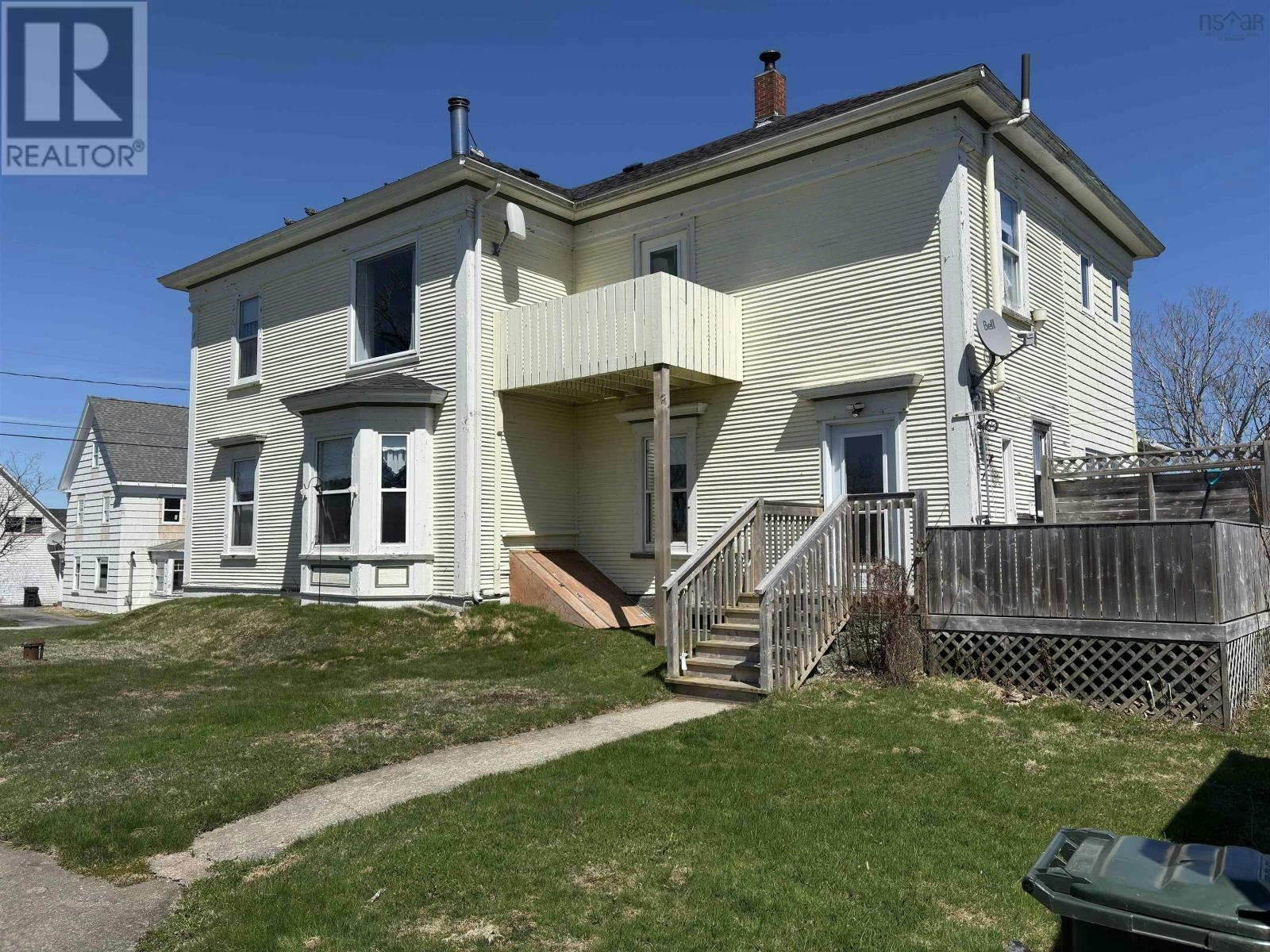 12 Hector Street, Port Maitland, NS, B5A 5R8