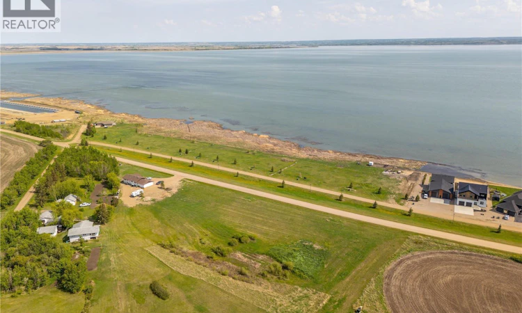 730 Lakeshore Drive
