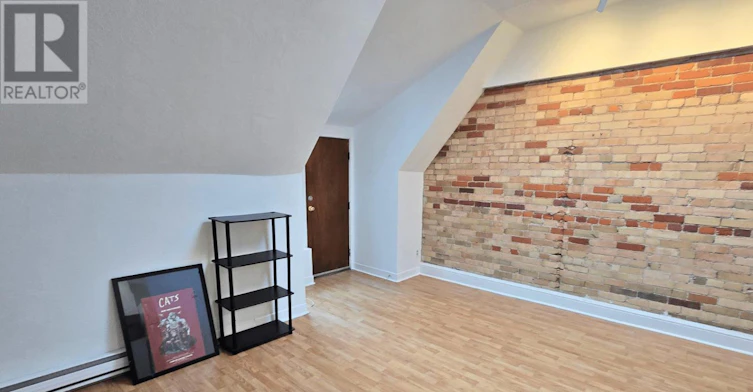 3-118 Pembroke Street, Toronto, ON, M5A 2E5 - 2