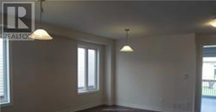 8 Jericho Avenue, Georgina, ON, L4P 0G9 - 4