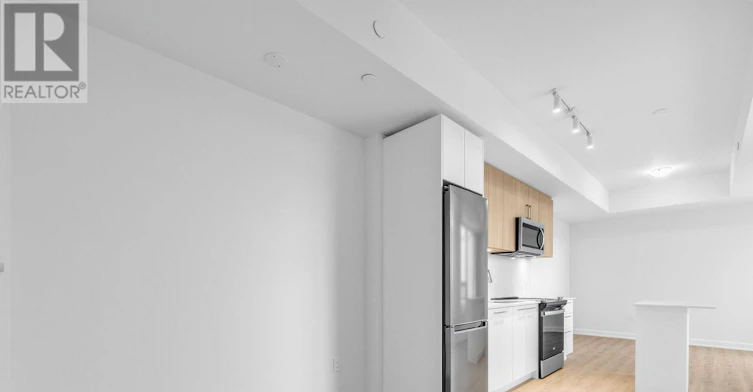 PH01-500 Plains Road E, Burlington, ON, L7T 0C8 - 9