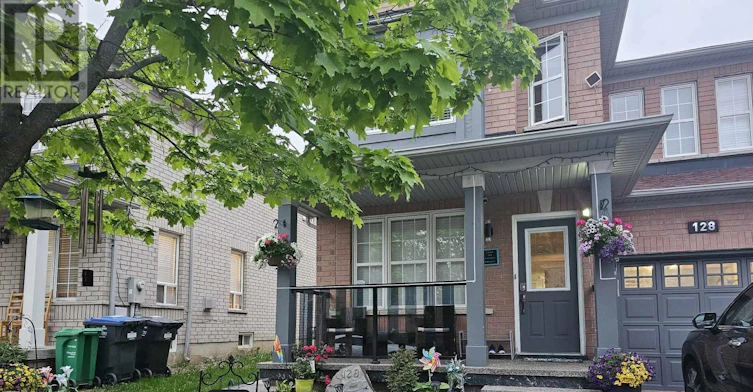 128 Starhill Crescent, Brampton, ON, L6R 2P9