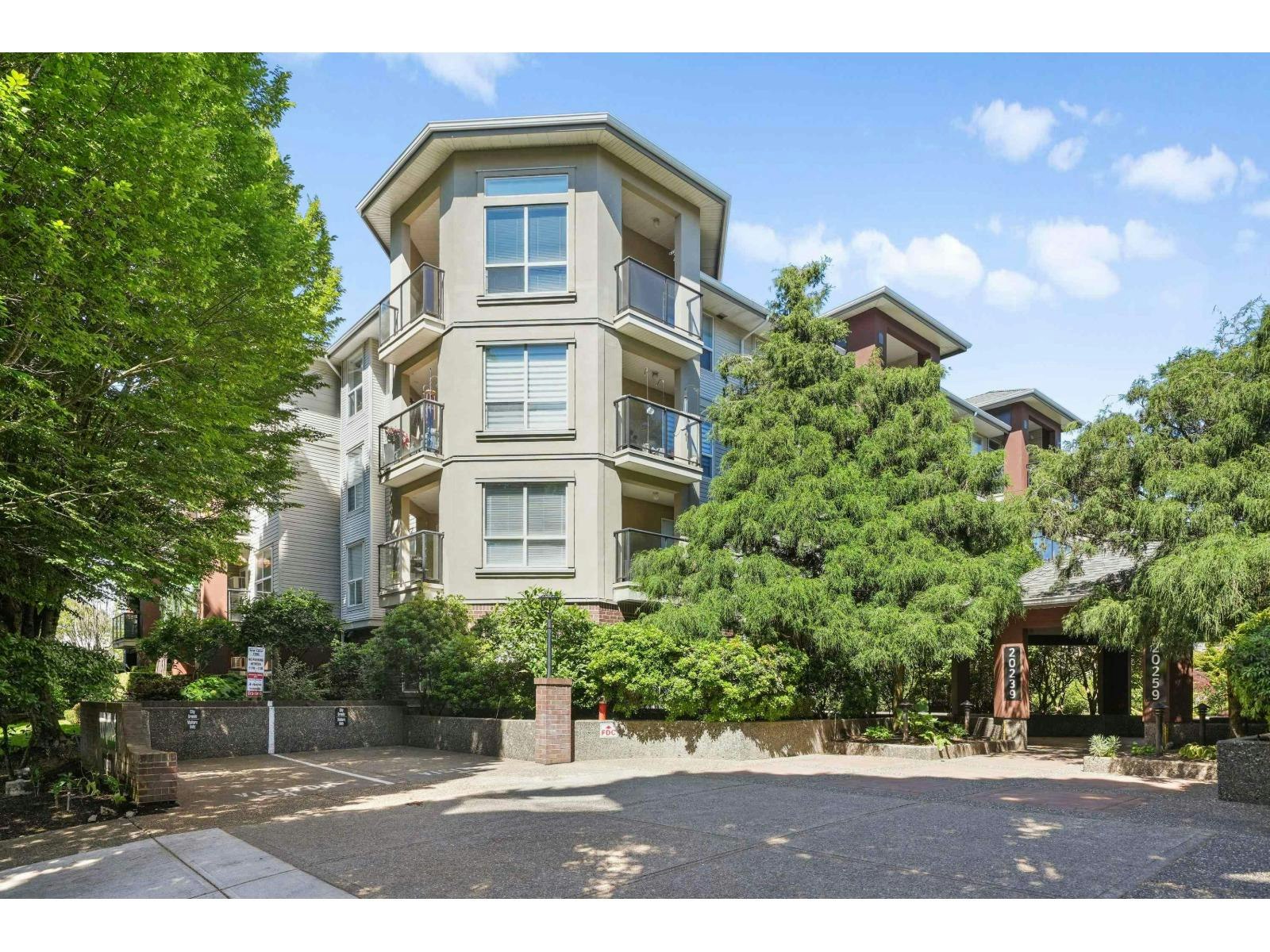 105-20239 Michaud Crescent, Langley, BC, V3A 8L1