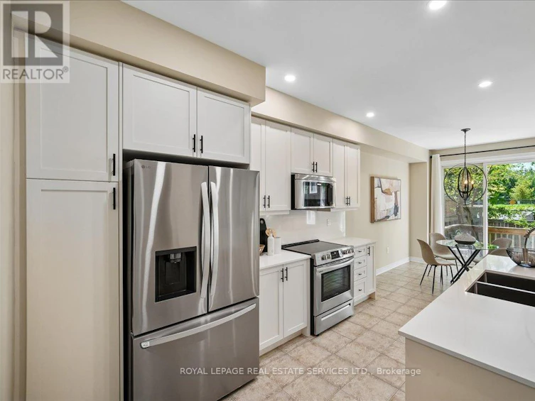 2020 Colonel William Parkway, Oakville, ON, L6M 0L9 - 15