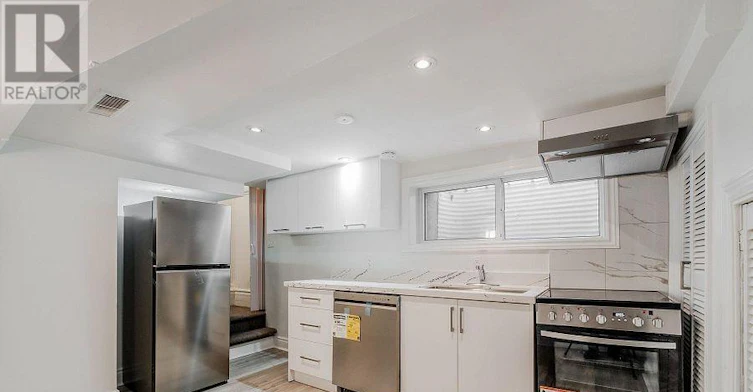 LOWER-538 Roxton Road, Toronto, ON, M6G 3R4 - 6