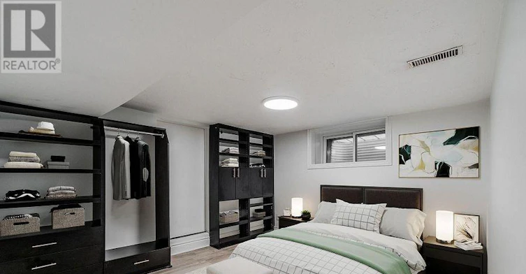 LOWER-538 Roxton Road, Toronto, ON, M6G 3R4