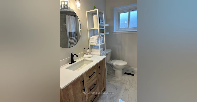 235 Louis Drive, Mississauga, ON, L5B 1Z1 - 13