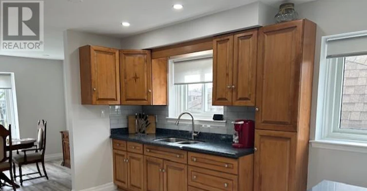 235 Louis Drive, Mississauga, ON, L5B 1Z1 - 5
