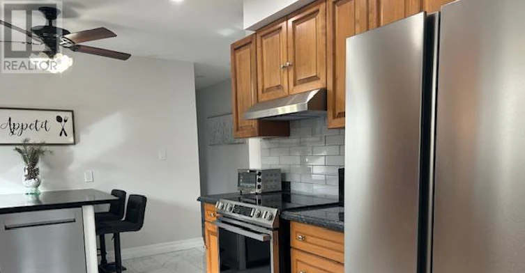 235 Louis Drive, Mississauga, ON, L5B 1Z1 - 6