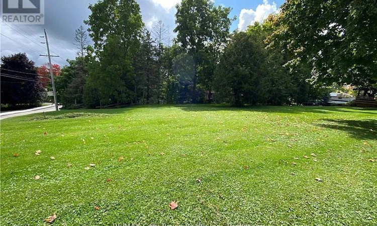 PT LOT-2 2nd Avenue