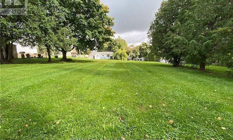 PT LOT-2 2nd Avenue