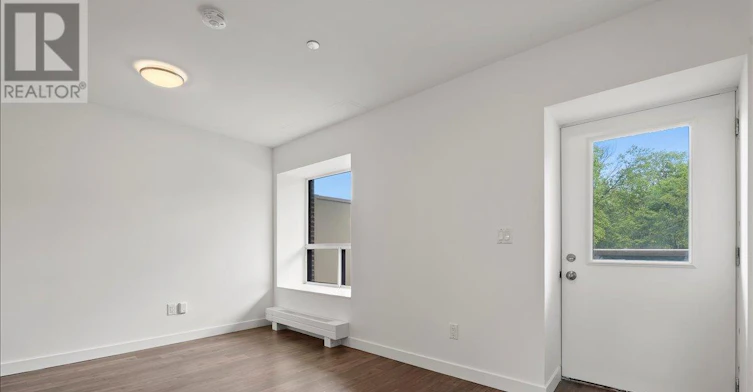 106-10 Garfella Drive, Toronto, ON, M9V 2E9 - 9