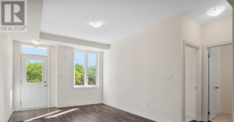 68-383 Dundas Street E, Hamilton, ON, L8B 1X6 - 4