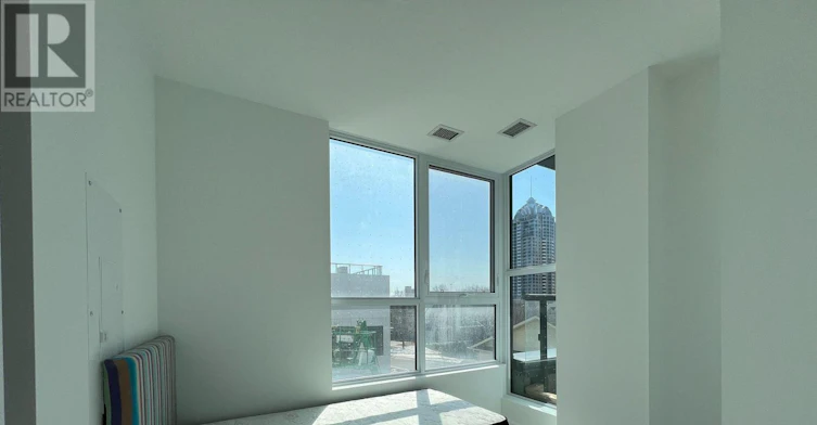 211-6 Greenbriar Road, Toronto, ON, M2K 1B5 - 6