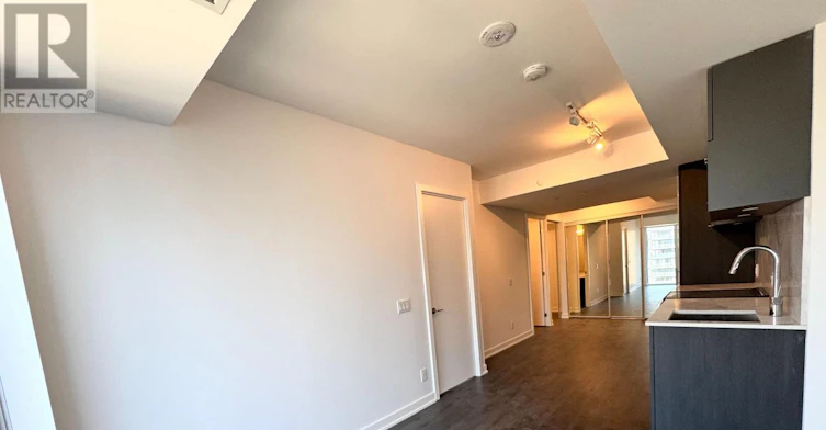 2815-100 Queen Street E, Toronto, ON, M5C 0B5 - 5